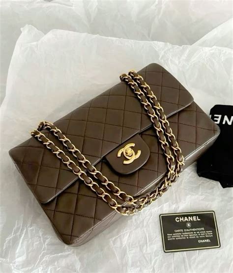 Elegant Chanel Four